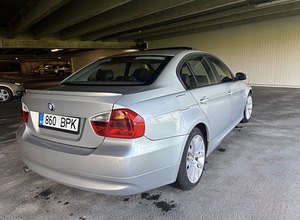 2006 BMW Series 3 (5 foto / 15)