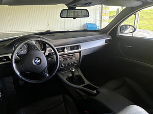 2006 BMW Series 3 (8 foto / 15)