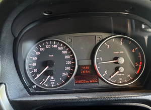 2006 BMW Series 3 (10 foto / 15)