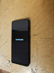 SAMSUNG Galaxy A02 (3 фото из 3)