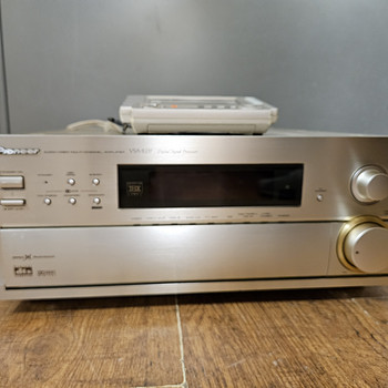 Pioneer VSA-E07 AV-võimendi (MOSFET-lõpp)