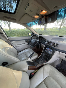 Volvo S80 2.5T AWD LPG (12 foto / 13)