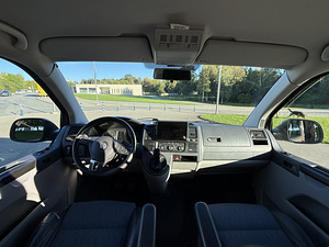 Volkswagen Caravelle (10 foto / 13)