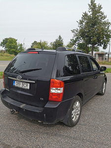 Kia Carnival 2.9 CRDi (136 kW) (3 foto / 9)