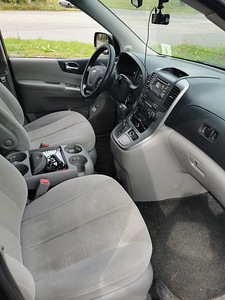 Kia Carnival 2.9 CRDi (136 kW) (4 foto / 9)