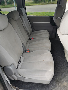 Kia Carnival 2.9 CRDi (136 kW) (5 foto / 9)