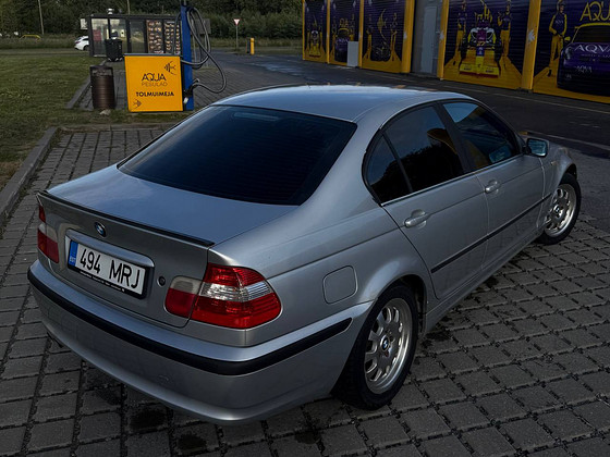 BMW E46 325xi 2001