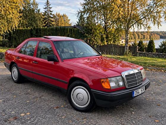 1989 Mercedes Benz 300D W124 OM603 83kw 5-k manual