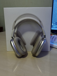 AirPods Max (2022) (2 foto / 5)
