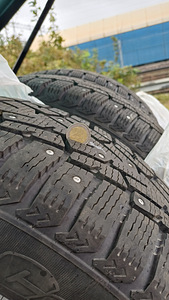 Продам шины (2 фото из 4)