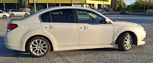 Subaru Legacy 2.5 123 kw (3 foto / 7)