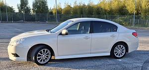 Subaru Legacy 2.5 123 kw (5 foto / 7)