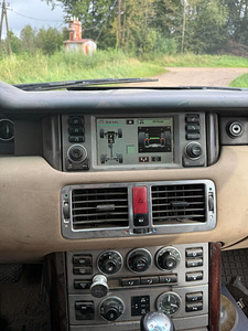 Range Rover vouge (5 foto / 5)