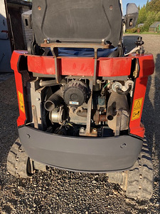 Müüa komplekt Ekskavaator Everun ERE-12 Pro ja kallurhaagis (3 foto / 10)