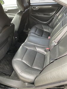 Volvo S60 d5 2.4d 120kw (6 foto / 6)
