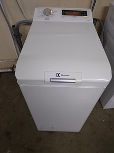 Pealtlaetav pesumasin Elektrolux 40 sm (1 foto / 7)