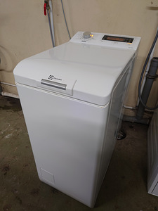 Pealtlaetav pesumasin Elektrolux 40 sm (7 foto / 7)