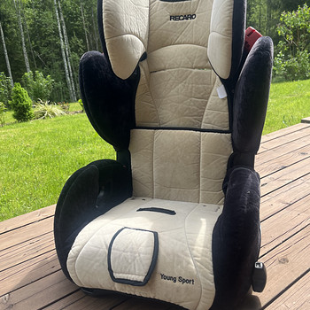 Детское автомобильное кресло Recaro