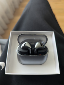 Galaxy buds 3 (3 фото из 4)