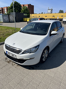 Peugeot 308 2013 1.6 92kW (6 foto / 9)