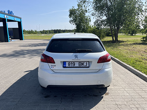 Peugeot 308 2013 1.6 92kW (4 foto / 9)
