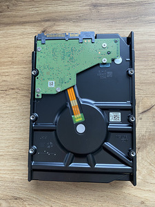 Kõvaketas - SEAGATE Exos 7E10 SATA 10TB 512e/4KN+ icebox (3 foto / 5)