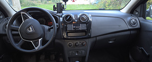 Dacia Logan (10 фото из 15)