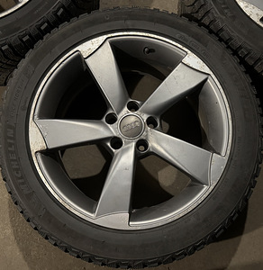 18 5x112 диски Audi Rotor + шипованные шины Michelin 255/45 (2 фото из 7)
