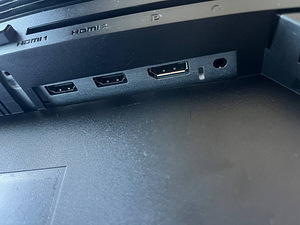 Продаю Б/у Игровой Монитор DELL (3 фото из 3)