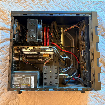 I7 4790k / 32 ГБ RAM / RX 570