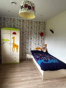 Lastetoa mööbel –voodi, riidepapp, kummut (1 foto / 4)