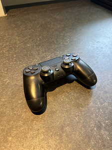 PlayStation 4 Pro 1TB FW 11.50 + BD-JB Blu-Ray (3 foto / 5)
