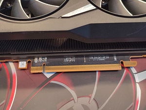 AMD RX 6950XT 16Gb (5 фото из 9)