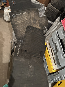 Originaalsed matid Lexus GS-ile (1 foto / 2)