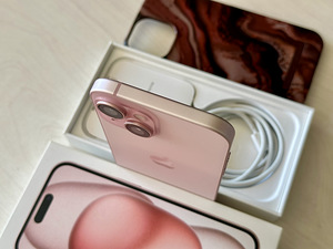 Apple iPhone 15 Pink 128GB nagu uus! (4 foto / 9)
