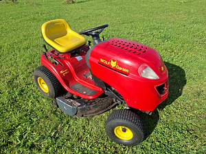 Садовый трактор Wolf Garten Select 107.175T (1 фото из 5)