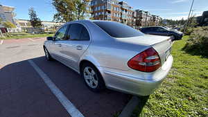 MERCEDES-BENZ E 200 CDI (4 foto / 10)