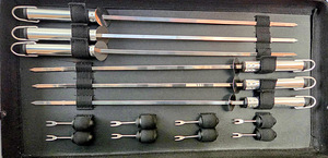 Grillitarvikute komplekt, grillimisvardad (3 foto / 4)