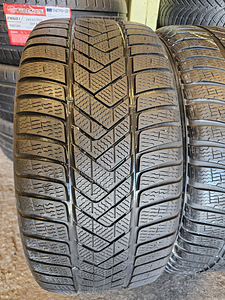 255 40 R 18 Pirelli Winter Sottozero 3 (2 фото из 4)