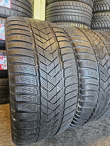 255 40 R 18 Pirelli Winter Sottozero 3 (2 foto / 5)
