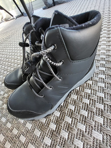 Talvesaapad New Balance (suurus 38) (1 foto / 3)