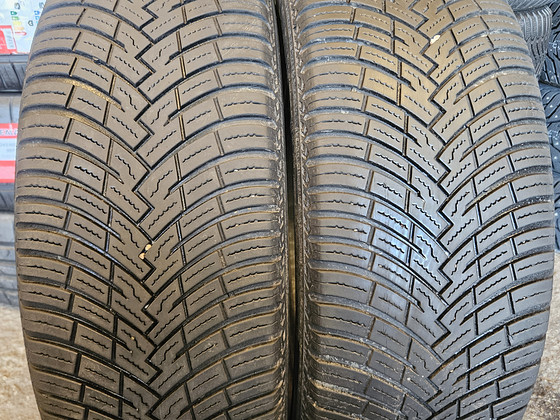 225 60 R 18 Pirelli Scorpion All Season SF2