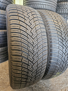 225 60 R 18 Pirelli Scorpion All Season SF2 (2 фото из 4)