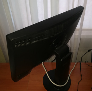ЖК-монитор Samsung 22'' (2 фото из 3)
