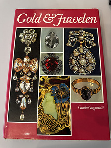 Книги для коллекционеров (7 фото из 9)