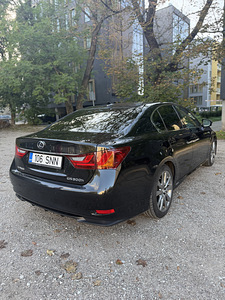 Lexus GS300H (7 foto / 15)