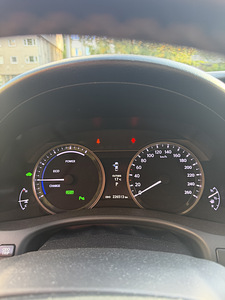 Lexus GS300H (11 foto / 15)