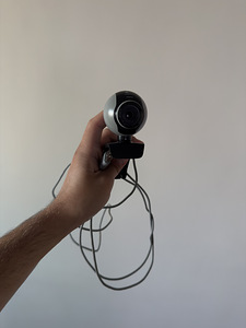 Logitech C250 — веб-камера со встроенным микрофоном (1 фото из 1)