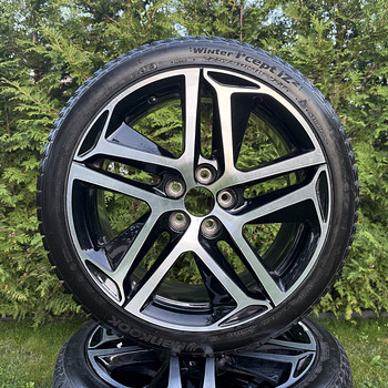 225/40 R18 Hankook lamellrehvid valuvelgedel