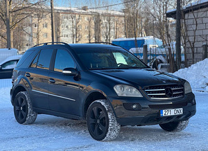 MERCEDES-BENZ ML 320 CDI 4MATIC (1 foto / 8)